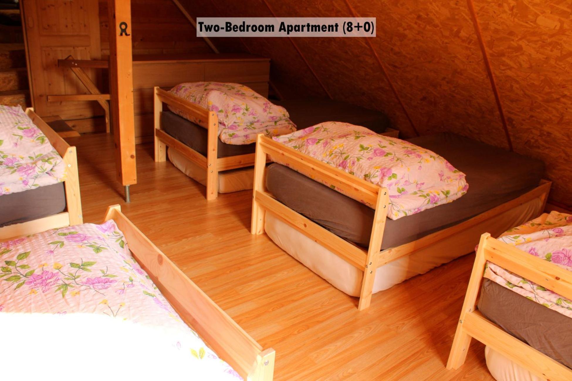 Apartments Farm House Uric เยเซนิตเซ ภายนอก รูปภาพ