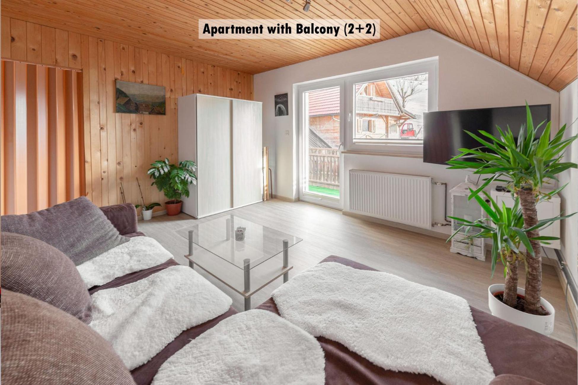 Apartments Farm House Uric เยเซนิตเซ ภายนอก รูปภาพ